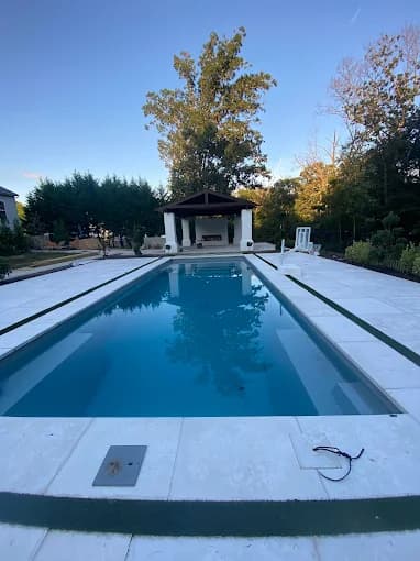 Exterior stone feature