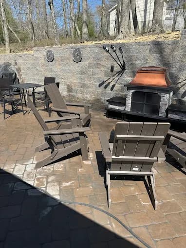 Retaining wall landscaping